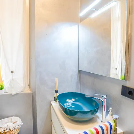 Lovely House By World Vado Ligure