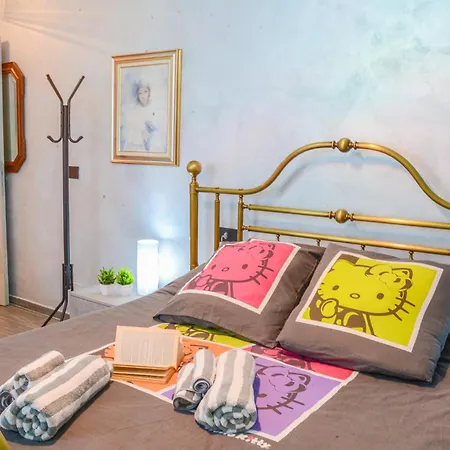 Lovely House By World Apartment Vado Ligure