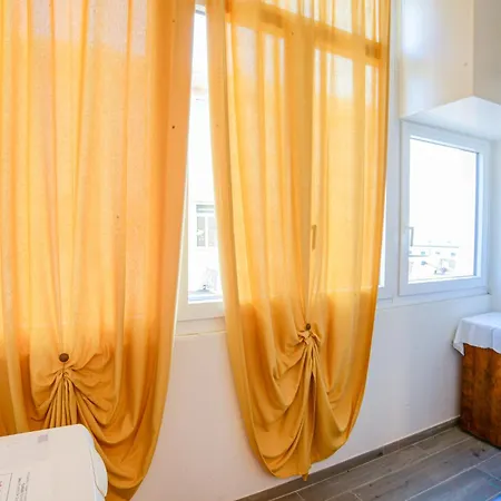 Lovely House By World Vado Ligure